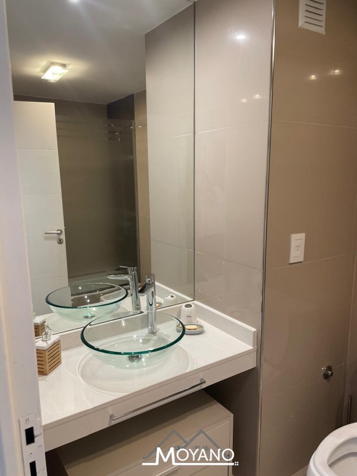 Departamento de 1 Dormitorio en Amarras Center - Impecable
