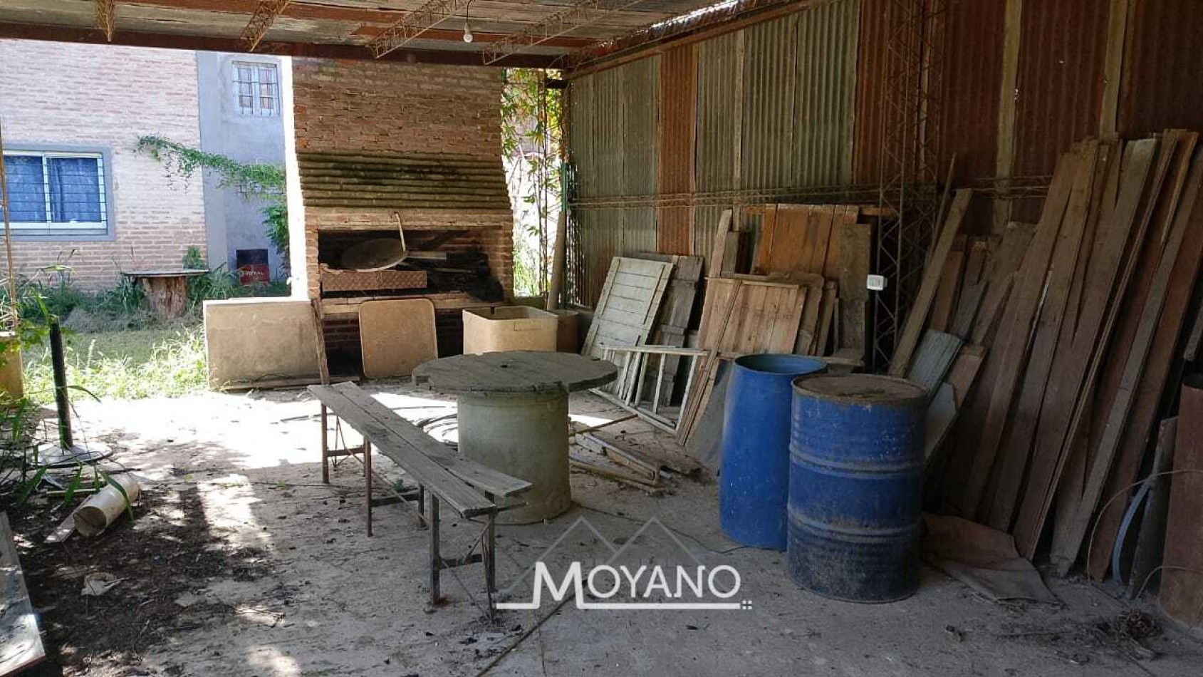 Casa Quinta en Venta en Colastine Sur - Espacio, Diseño y Entorno Natural